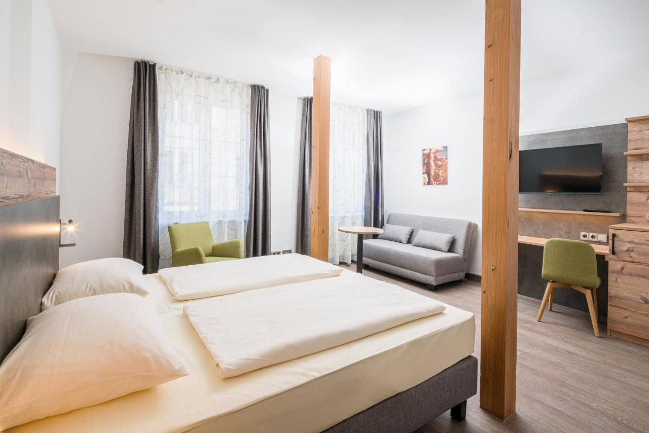 Hotel Cafe Adler 24H Self Check In Triberg im Schwarzwald ภายนอก รูปภาพ