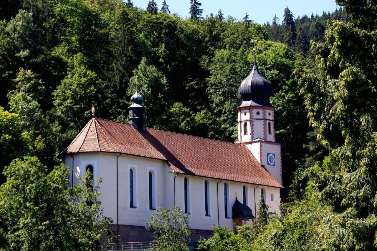Hotel Cafe Adler 24H Self Check In Triberg im Schwarzwald ภายนอก รูปภาพ